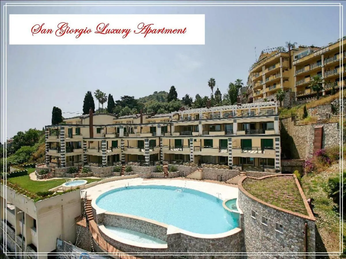 San Giorgio Luxury Apartment Taormina-Panoramic Pool & Parking Space